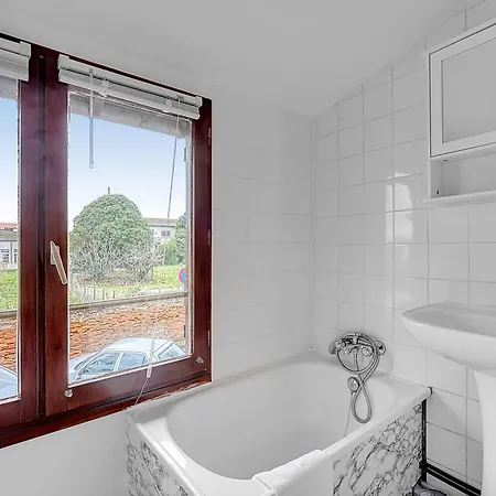 Petite Maison Calme Avec Jardin Apartment