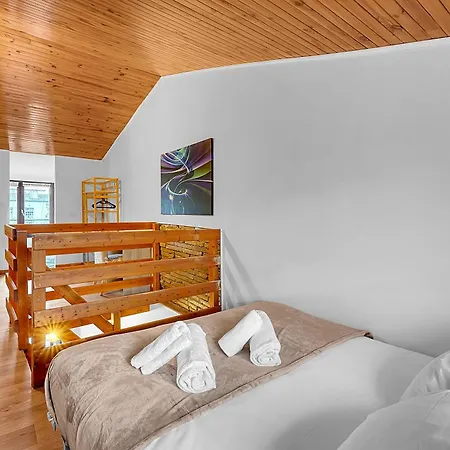 Διαμέρισμα Petite Maison Calme Avec Jardin *