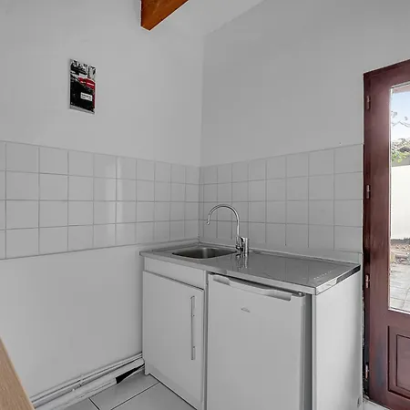Διαμέρισμα Petite Maison Calme Avec Jardin
