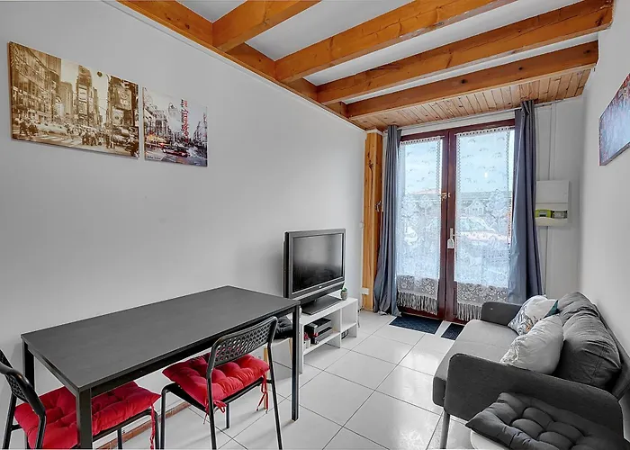 Petite Maison Calme Avec Jardin *